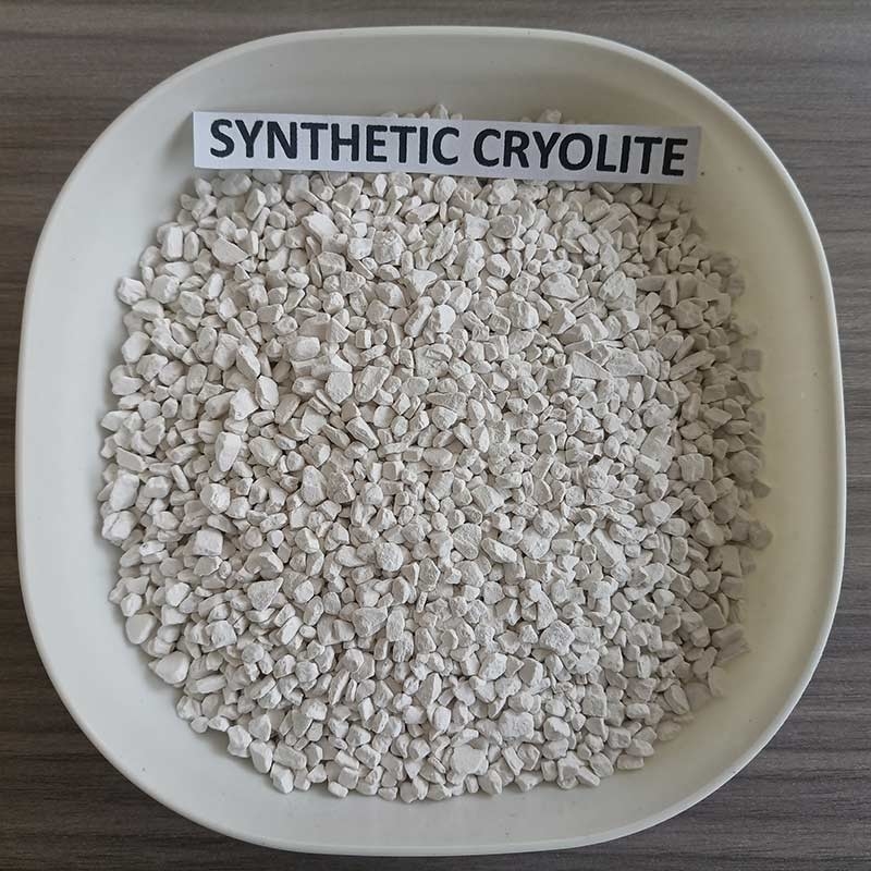 Cryolita sintética de grado reactivo 99% Na3AIF6 Para agentes de eliminación de escoria, utilizado como flujo para la electrólisis del aluminio