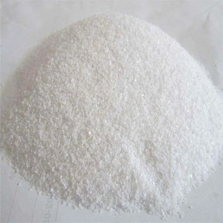 Producción de fundición de fluoruro de aluminio, Reducción del punto de fusión y mejora de la conductividad de los electrolitos