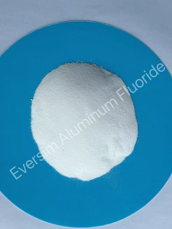 Productos químicos Peso molecular 83,98 CAS7784-18-1 Fluoruro de aluminio Alf3 para flujo de esmalte cerámico