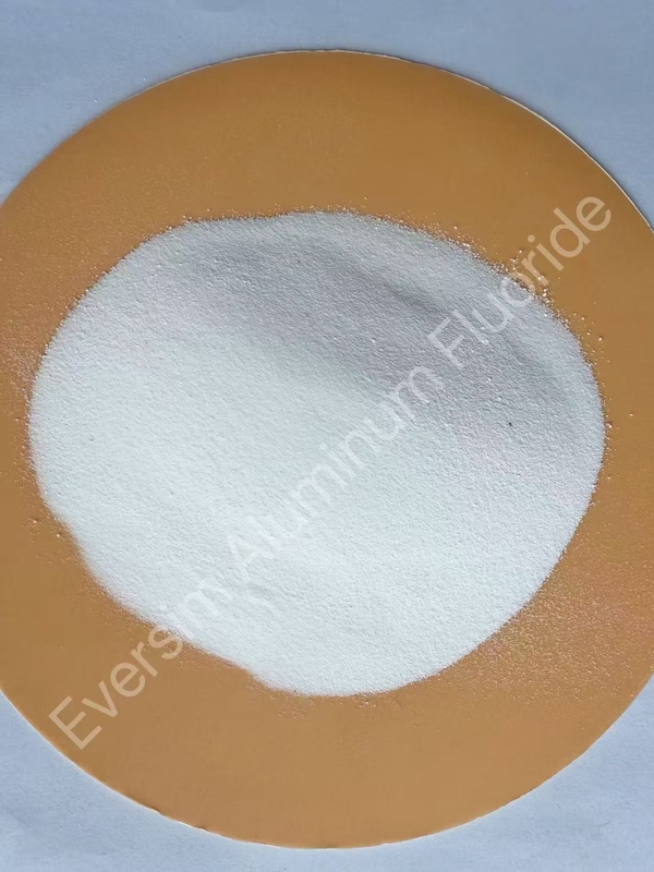 Alta pureza 98% Peso molecular 83,98 Alf3 Fluoruro de aluminio como materiales de flujo de grado industrial