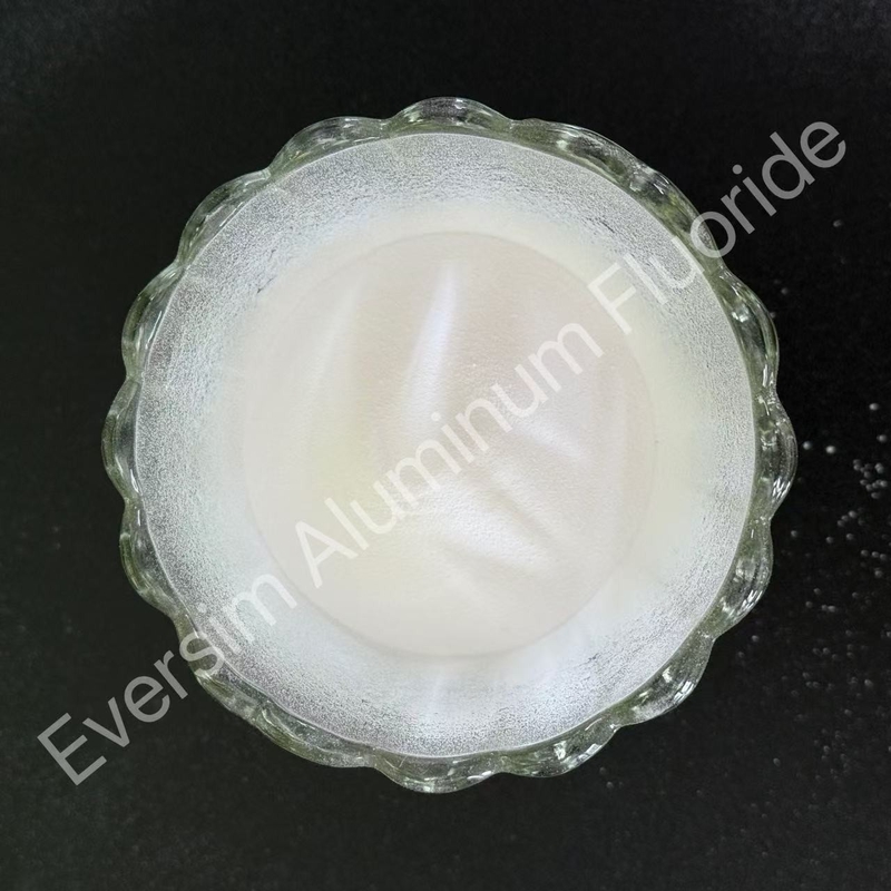 CAS7784-18-1 de alta pureza Polvo blanco AlF3 Cristales de fluoruro de aluminio para la producción de abrasivos