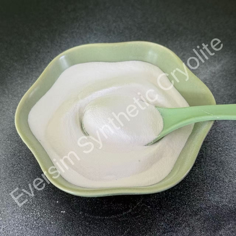 Productos químicos de calidad superior CAS13775-53-6 Cryolita sintética de arena blanca para la industria del aluminio electrolítico
