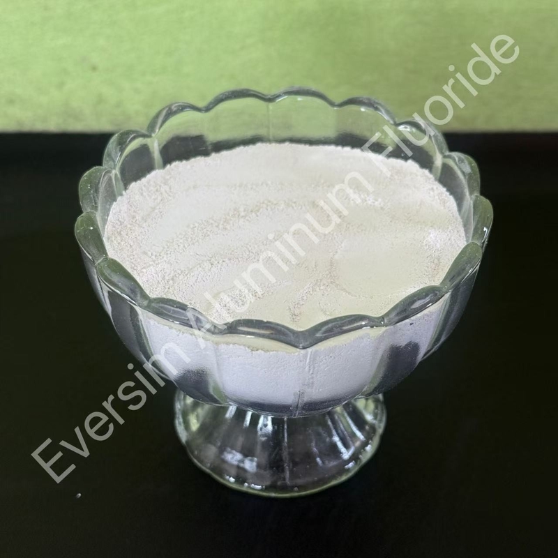 CAS7784-18-1 de alta pureza Polvo blanco AlF3 Cristales de fluoruro de aluminio para la producción de abrasivos