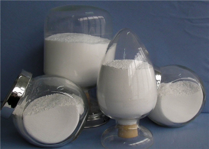 Fluoruro de aluminio inorgánico para la electrólisis de aluminio como regulador y catalizador del electrólito