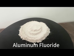 Fluoruro de aluminio en polvo
